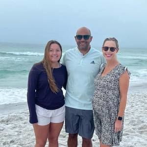 Meet your Posher, Derrick